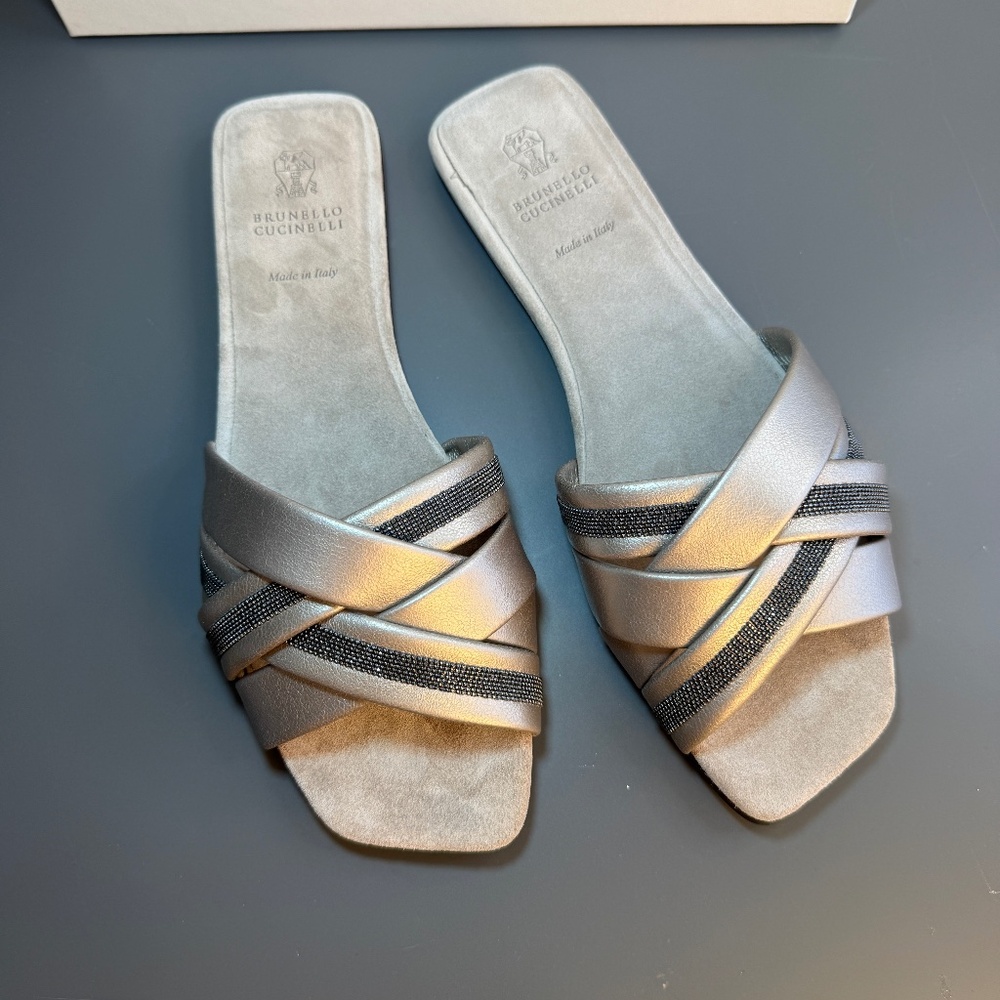 NWT Brunello Cucinelli slides sandal mule size 39(8-9US)